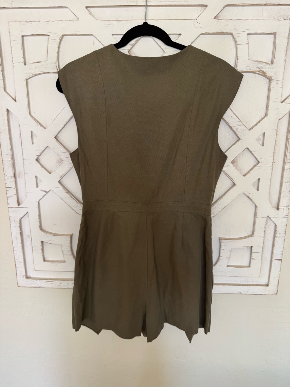 BCBGMaxAzria Olive Green Sleeveless Zip Romper - Picture 7 of 8